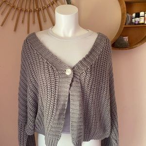 Grey cardigan one button